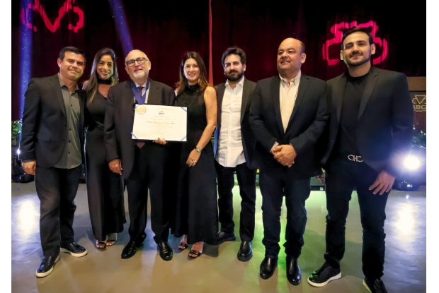 ​Paulo Horto recebe Prêmio Mérito ABCZ